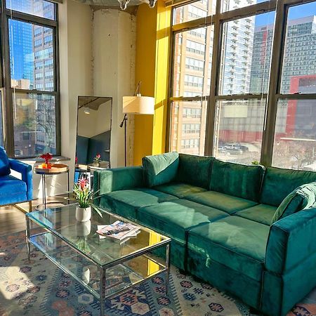 Bright 2Br Luxury Corner Suite With Optional Parking Sleeps 6 Guests Near Mccormick Place And Soldier Field Chicago Eksteriør bilde