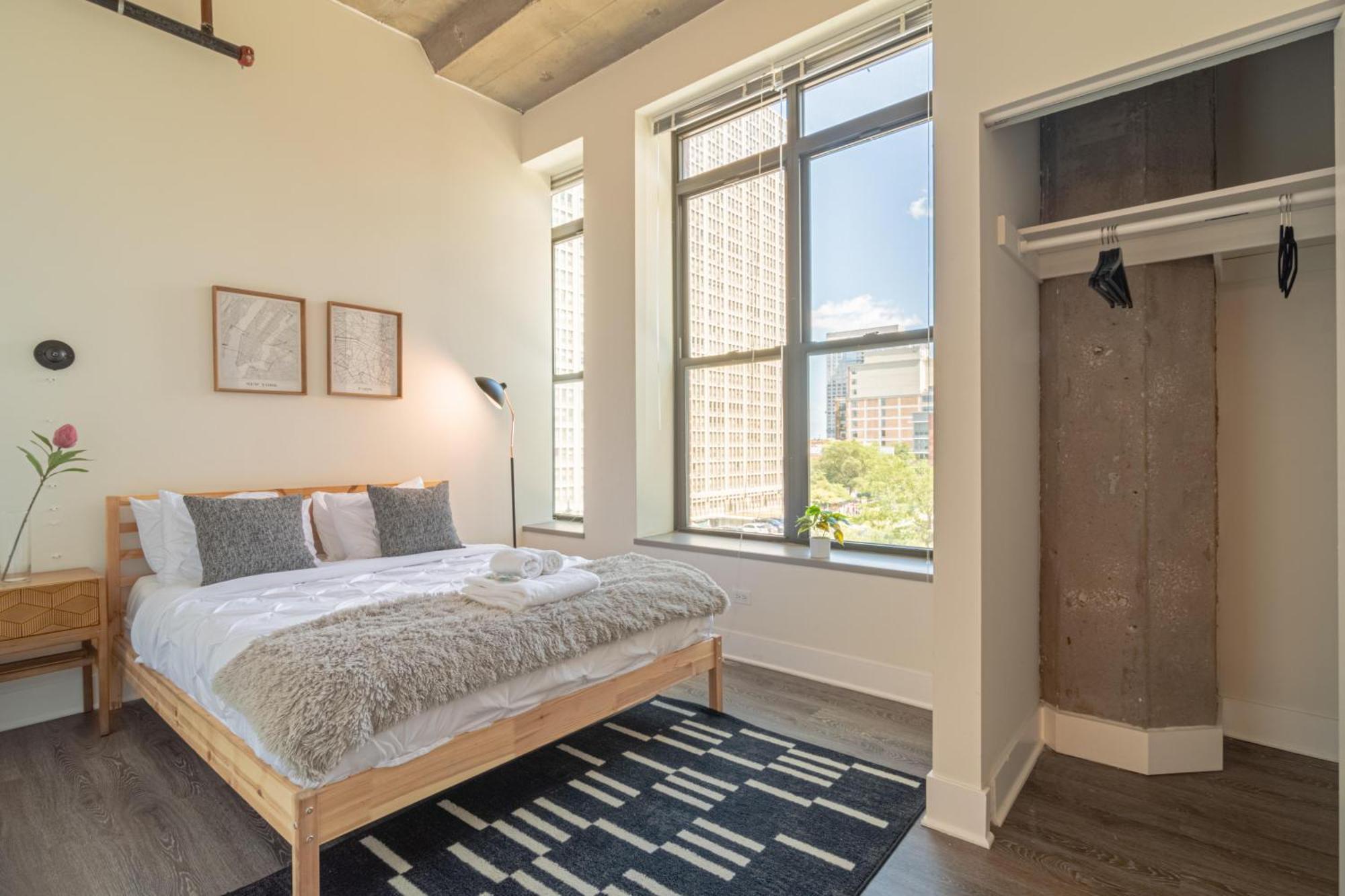 Bright 2Br Luxury Corner Suite With Optional Parking Sleeps 6 Guests Near Mccormick Place And Soldier Field Chicago Eksteriør bilde